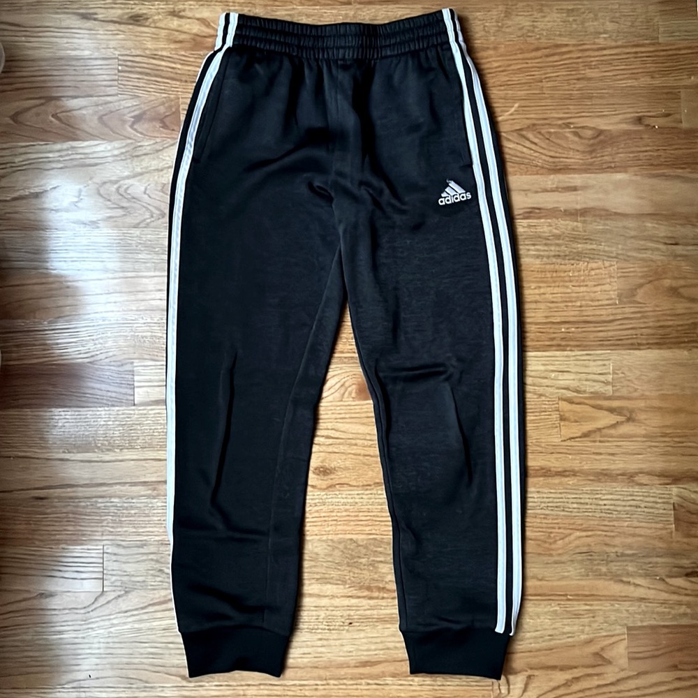 Adidas boys sport pants for mild cold weather. Size M (10/12)
